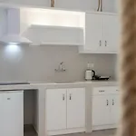 Irini Appartement *