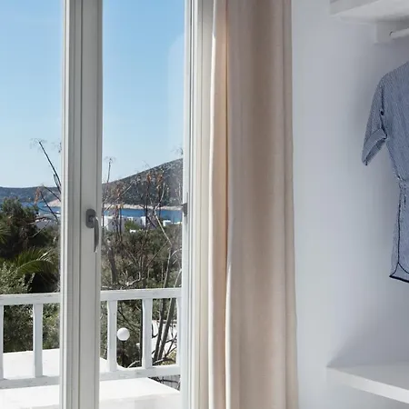 Irini Apartment *