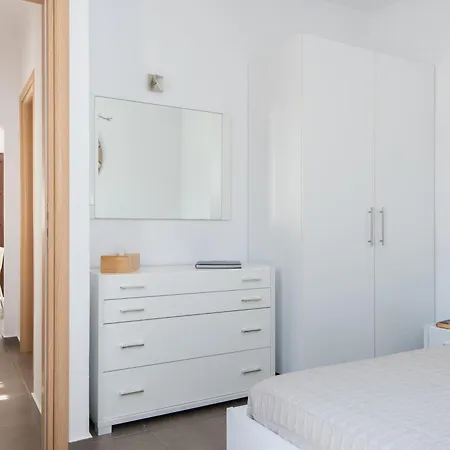 Apartment Irini *