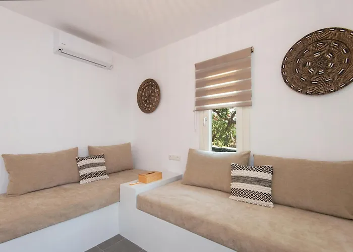 伊里尼公寓式酒店