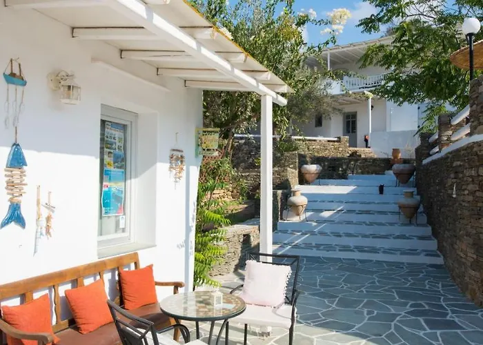 伊里尼公寓式酒店 Platis Gialos (Sifnos)